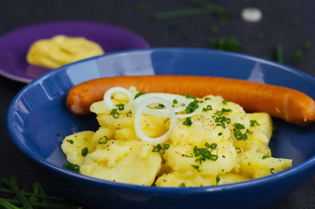 Warmer Kartoffelsalat aus Hackus, Knieste & Runx Munx - Das Rezeptbuch aus dem Harz von Hilde Thoms